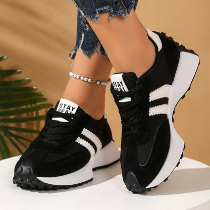 🔥 Sleva 50 % pouze dnes! Nenechte si to ujít! ⏰ Ergonomicky navržená ortopedická obuv – zajišťuje přirozenou oporu klenby 👞 Účinně zmírňuje bolesti nohou