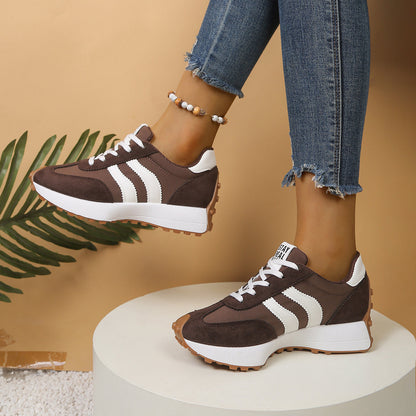 🔥 Sleva 50 % pouze dnes! Nenechte si to ujít! ⏰ Ergonomicky navržená ortopedická obuv – zajišťuje přirozenou oporu klenby 👞 Účinně zmírňuje bolesti nohou