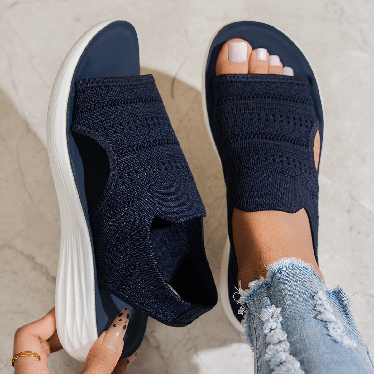 ⏰ Dnes sleva 50 %! 👡 Pohodlné sandály s oporou klenby 🦶 Ergonomický design pro pohodlnou celodenní chůzi ✅